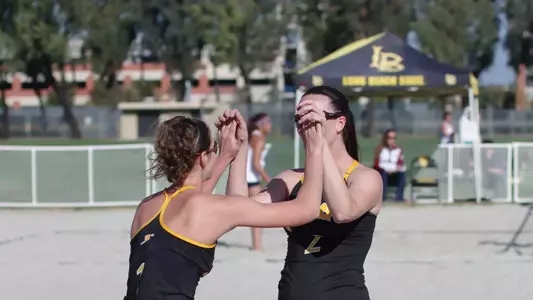 Caitlin Ledoux along with Tara Roenicke defeated Racich/Ross in the last match with Pepperdine.