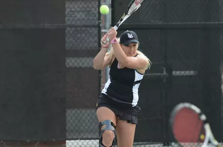 Klaudia Malenovska and Sarah Cantlay both won in three sets to give the 49ers the win.