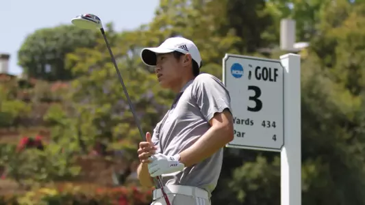 Philip Chian tees off from the third tee in the second round of the NCAA Championship at Riviera Country Club. (Photos by Darryl Oumi/LBSU)