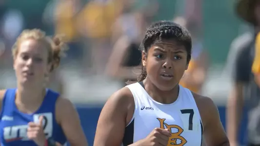 Catherine Martinez was 14th overall in the women's 1500m at the USA Junior Championships.