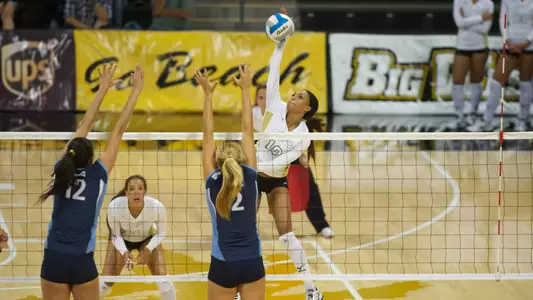 Janisa Johnson posted her third double-double of the season with 13 kills and 11 digs.