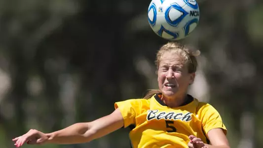 Taylor Nelson - Baylor vs. Long Beach State. Aug. 26, 2012. (Photo by John Fajardo/LBSU).
