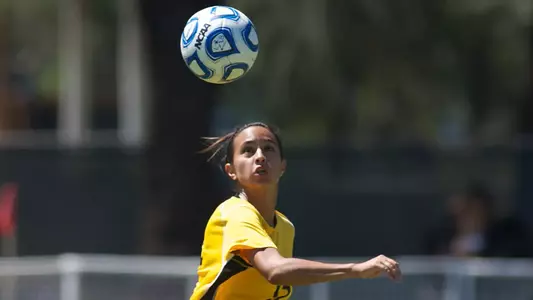 Nadia Link - Baylor vs. Long Beach State. Aug. 26, 2012. (Photo by John Fajardo/LBSU).