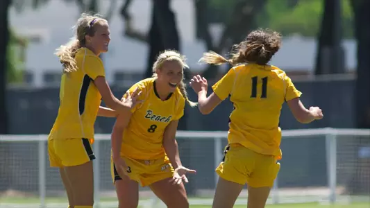 Alex Balcer - Baylor vs. Long Beach State. Aug. 26, 2012. (Photo by John Fajardo/LBSU).