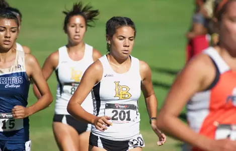 Madison D'Ornellas in the Mark Covert Cross Country Classic at Carbon Canyon Regional Park, Brea, Calif. Photo by John Fajardo (www.johnomoto.com)