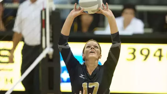 Junior Tara Roenicke had a double-double with 31 assists and 11 digs with six kills.