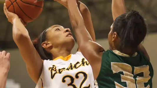 Sophomore Devin Hudson had a career-high 16 points to go along with nine rebounds in a 65-57 loss at Hawai'i.