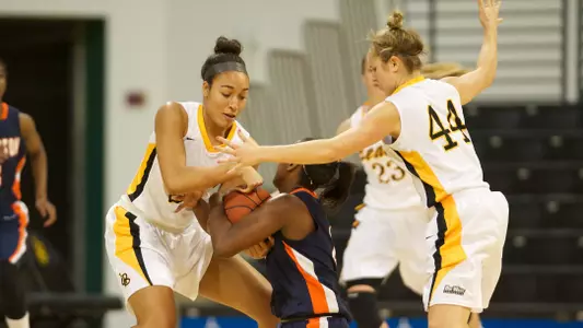 Gabby Kaiser and Lauren Spargo in the Big West Conference match against Fullerton State at the Walter Pyramid, Long Beach, Calif., Sat., Jan. 19, 2013.