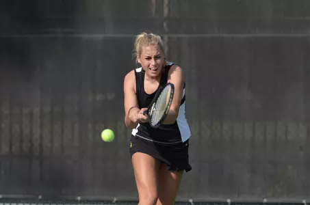 Sarah Cantlay won her sixth straight match with a 6-2, 6-0 victory over Monica Rodriguez