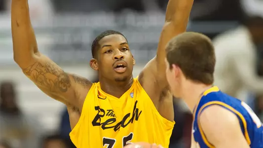 Dan Jennings in the Big West Conference match against U.C. Santa Barbara in the Walter Pyramid, Wed., Jan. 30, 2013