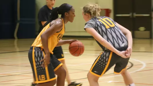 Jade Wilson & Ella Clark (10)