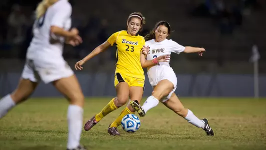Natalie Zeenni.  (Photo by John Fajardo/LBSU)
