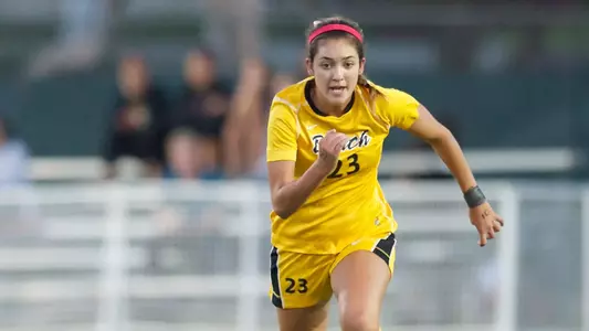 Natalie Zeenni.  (Photo by John Fajardo/LBSU)