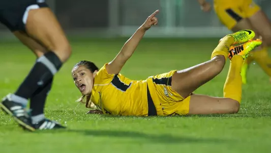 Elizabeth Lyons. (Photo by John Fajardo/LBSU)