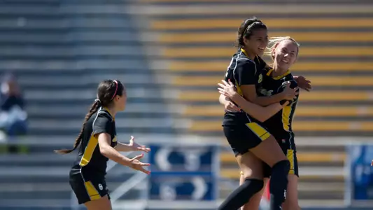 Jessika Oseguera, Hannah Sanders.  (Photo by John Fajardo)