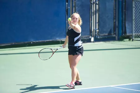 Sophomore Ebba Unden will play in both the singles and doubles championship matches on Sunday as the 49ers put on another commanding performance on Saturday at the 2013 Beach Tennis Fall Invitational.