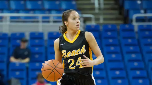 Freshman Bree Throop had a team-high 11 points in a loss at Nevada. (Photo by John Fajardo)
