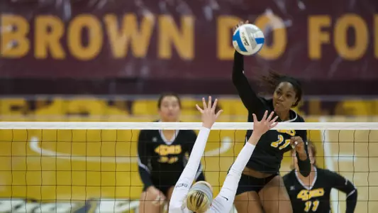 Chisom Okpala had a flawless night with nine kills.