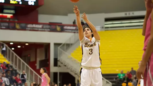 Sophomore Alex Sanchez scored a game-high 13 points in a 58-56 win at Cal State Fullerton.