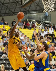Dan Jennings.  (Photo by John Fajardo/LBSU)