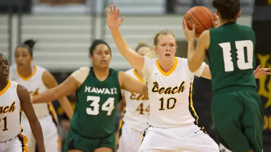 Ella Clark in the Big West Conference match against Hawaii at the Walter Pyramid, Long Beach, Calif., Thurs., Feb. 7, 2013.
