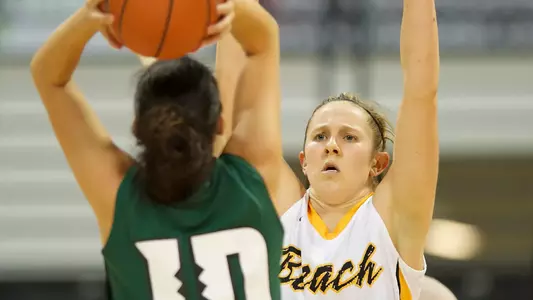 Lauren Spargo in the Big West Conference match against Hawaii at the Walter Pyramid, Long Beach, Calif., Thurs., Feb. 7, 2013.
