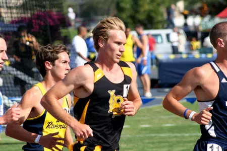 Senior Jake Dawson established a lifetime-best and the third-fastest time in school history in the 5000m at the Husky Classic.