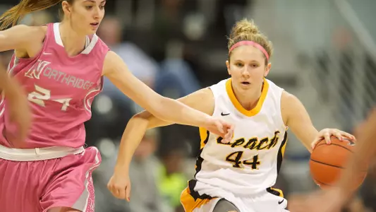 Lauren Spargo in the Big West Conference match against  Northridge at the Walter Pyramid, Long Beach, Calif., Sat., Feb. 9, 2013.