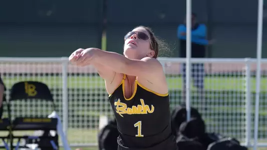 Tara Roenicke returns to full action for the 49ers this week after missing three matches.