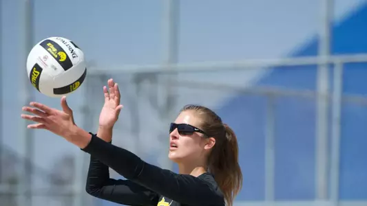 Jocelyn Neely, along with Lauren Minkel, remains unbeaten in 2013.