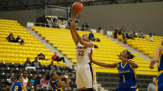 Sophomore Devin Hudson had 13 points and a team-high 10 rebounds at UC Santa Barbara.