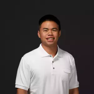 Senior Raymond Ho shot a 76 in the opening round of the Bandon Dunes Championship.