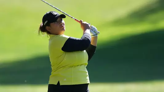 Senior Simone Hoey will lead the 49ers at the 9th Annual Fresno State Lexus Golf Classic.