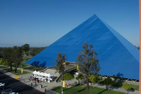 Walter Pyramid