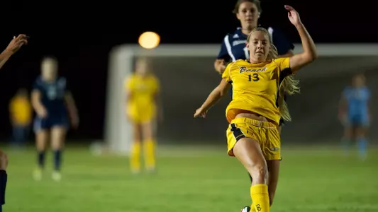 Hannah Sanders.  (Photo by John Fajardo/LBSU)