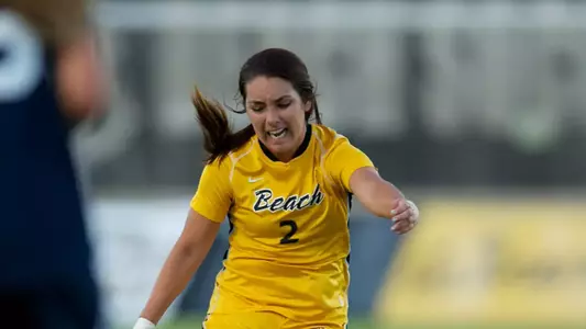 Sophomore Marie MacKenzie had two shots on goal in a loss at No. 23 Santa Clara.<br><i>(Photo by John Fajardo)</i>