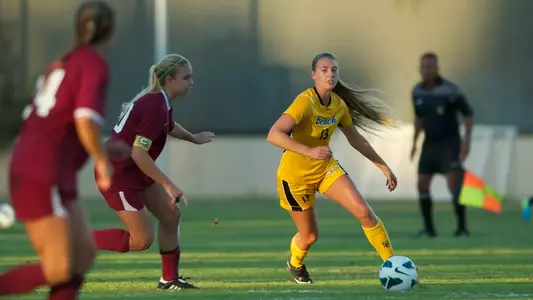 Sophomore Hannah Sanders scored in the 46th minute to give LBSU a 1-0 victory over Loyola Marymount.<br><i>(Photo by John Fajardo)</i>