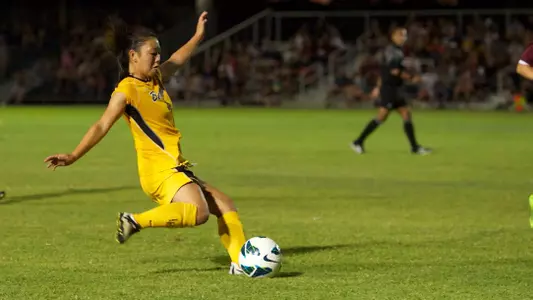Mimi Akaogi (Photo by John Fajardo/LBSU)