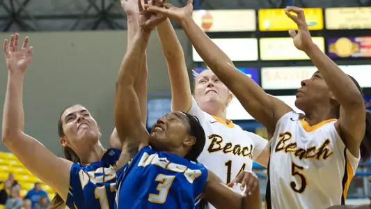 Ella Clark, Jade Wilson