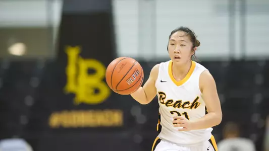 Freshman Anna Kim scored a career-high 22 points to lead the 49ers to an 88-68 win over Denver.<br><i>(Photo by John Fajardo)</i>