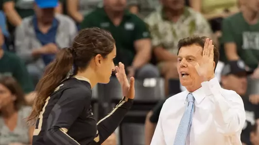 Coach Gimmillaro's squad is 18-4 in his 30th season.