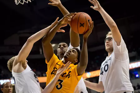 Deontae North (Timothy D. Sofranko).