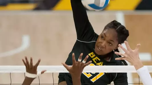 Okpala had 12 kills on 15 swings.