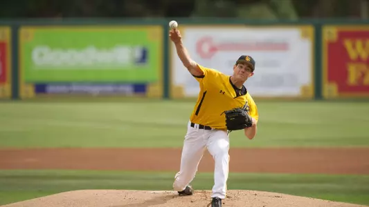 Andrew Rohrbach went the distance to get his first win as a Dirtbag.