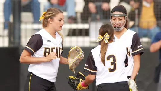 Ashley Holmes,  Cya Neal, Amanda Hansen