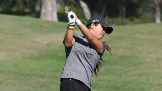 Chaewon Park shot a career-low 69 to lead the 49ers to victory in the 2nd Annual Black & Blue Rivalry Match.  (Photo by Cameron Fujimoto/LBSU)