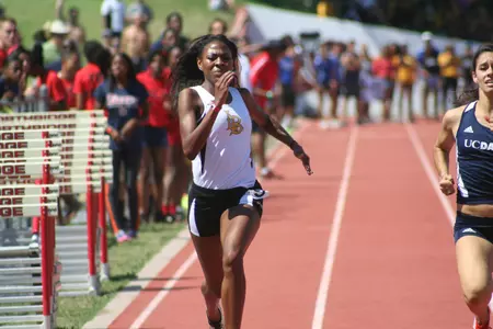 Junior Jasmine Askew was named the Big West Women's Track Athlete of the Week for her efforts at the Baldy Castillo Invitational last Saturday.