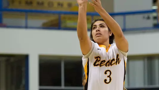 Junior Alex Sanchez was 11-for-11 from the free throw line as she finished with 15 points, seven rebounds and five assists in a win at UC Riverside.