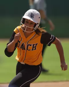 Shayna Kimbrough's RBI triple was the big hit in a 3-0 win Sunday.