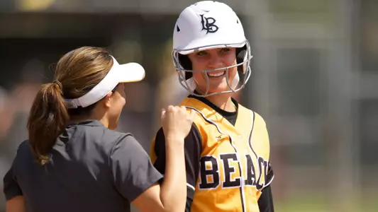 Assistant Coach Panita Thanatharn, Alexie Johnson